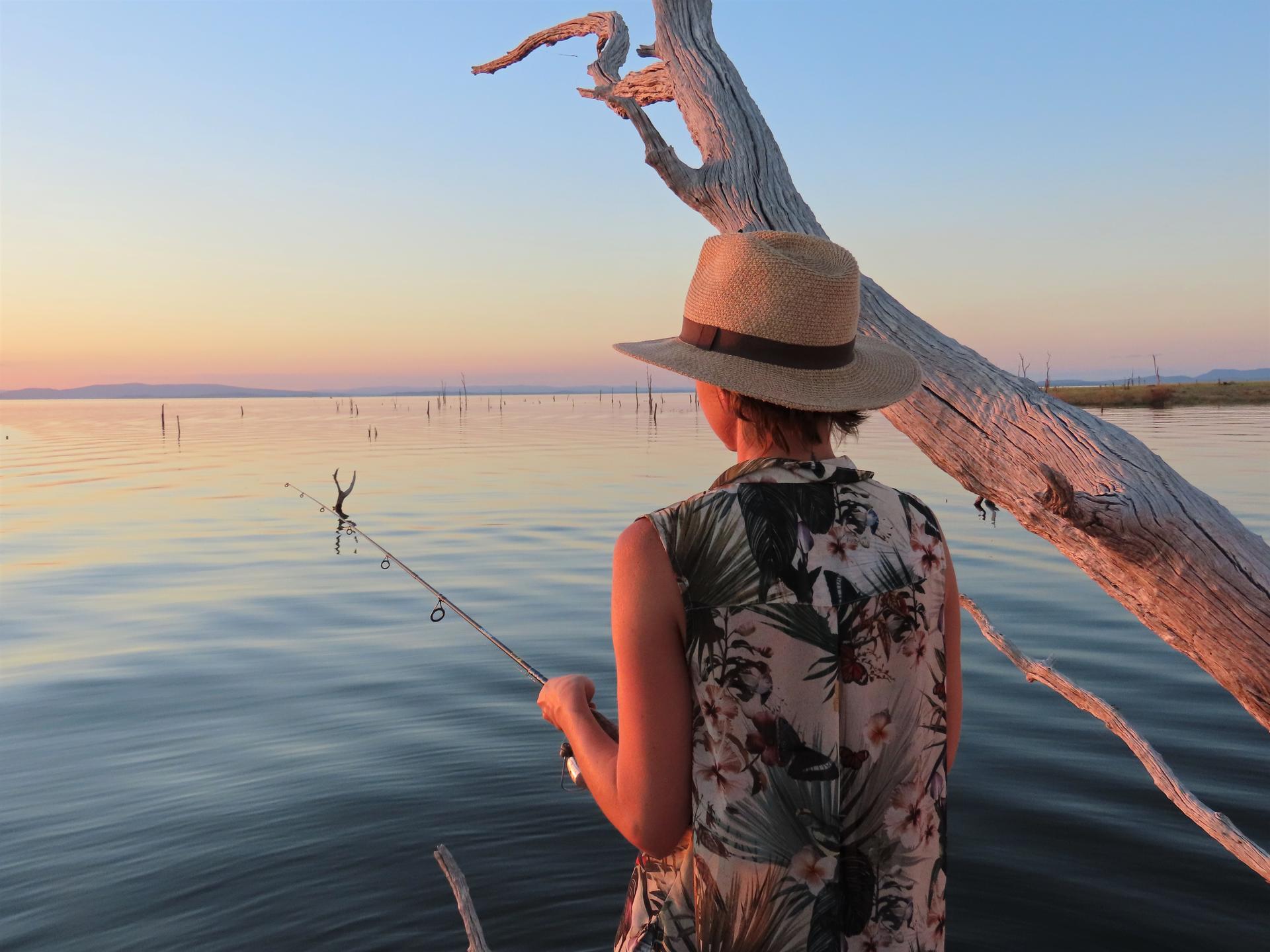 Sovereign Houseboat thumbnail 9